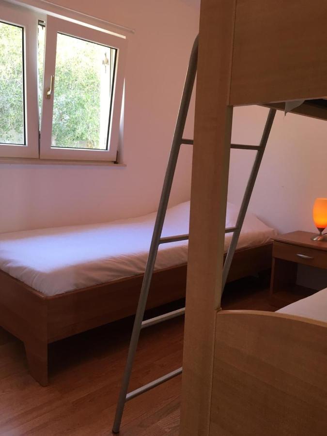 Apartament Magistrala Jesenice  Zewnętrze zdjęcie